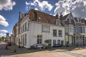 Muurreclame Huis de witte Swane Kampen